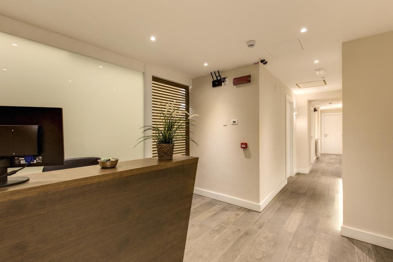 Ecce Roma Bed and Breakfast Εξωτερικό φωτογραφία