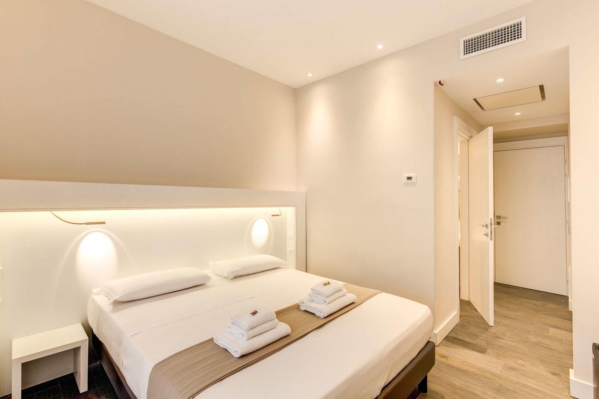 Ecce Roma Bed and Breakfast Εξωτερικό φωτογραφία